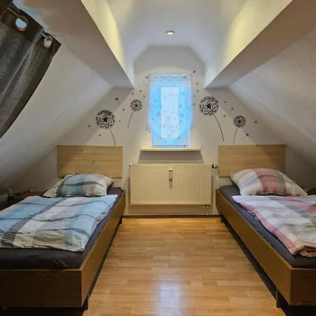 Fewo-o3-4-6-personen-23km-bis-frankfurt-nord