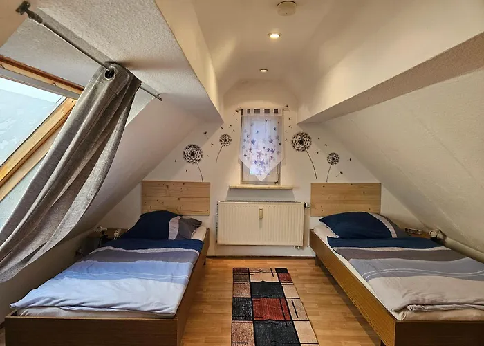 Fewo-o3-4-6-personen-23km-bis-frankfurt-nord *